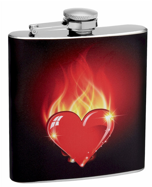 Hip flask with a heart motif, ideal for a touch of romance while enjoying your drink on the go.
